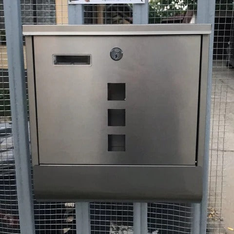 Raxiva-large heavy duty wall mounted vertical metal lockable mailbox