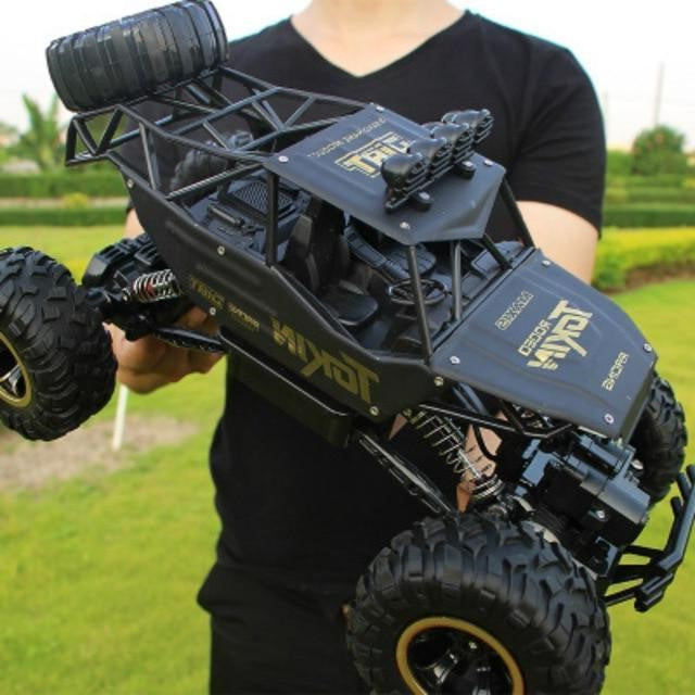Raxiva-4 4 rock crawler monster truck